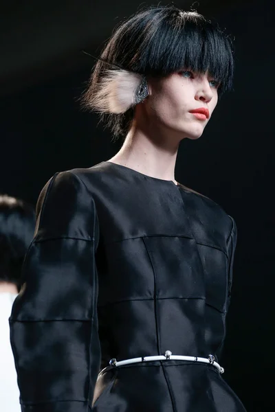 Look 64